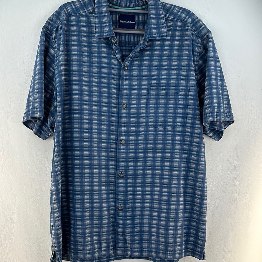 Tommy Bahama Silk/Cotton Short Sleeve Plaid Button Down Shirt - Picture 1 of 6
